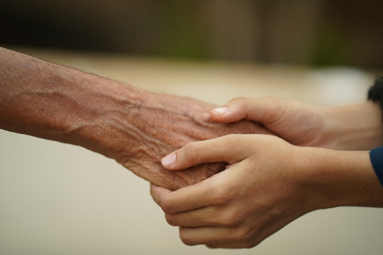 hands, holding, old, laptop wallpaper, free wallpaper, full hd wallpaper, hd wallpaper, cool backgrounds, yeng, wallpaper 4k, free background, care, wallpaper hd, background, 4k wallpaper, desktop backgrounds, beautiful wallpaper, windows wallpaper, people hand, 4k wallpaper 1920x1080, mac wallpaper, brown care